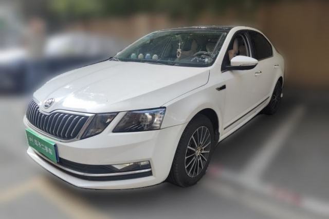 Used Skoda Octavia 2019 1.5L Automatic Smart Drive Luxury Edition China VI Standard