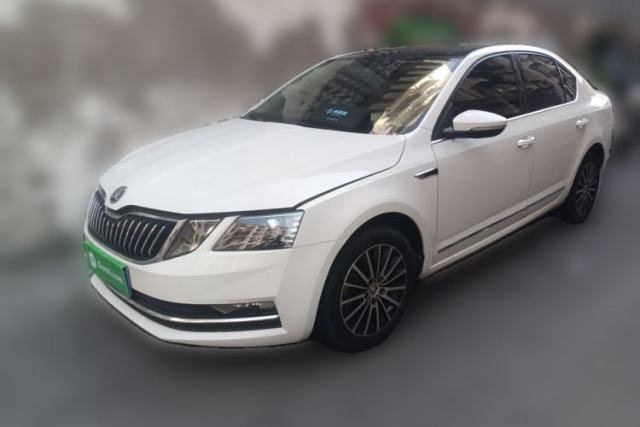 Ojetý Skoda Octavia 2019 1.5L Automatic Smart Drive Luxury Edition China VI Standard