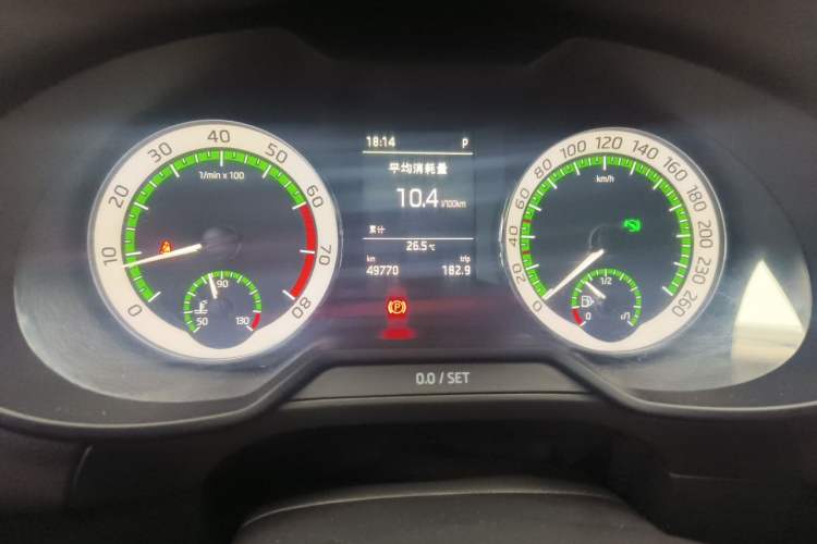 Used Skoda Octavia 2019 TSI280 DSG Luxury Edition Station Wagon China VI Standard Odometer Close Up