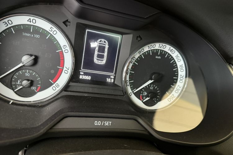Used Skoda Octavia 2019 TSI280 DSG Luxury Edition Odometer Close Up