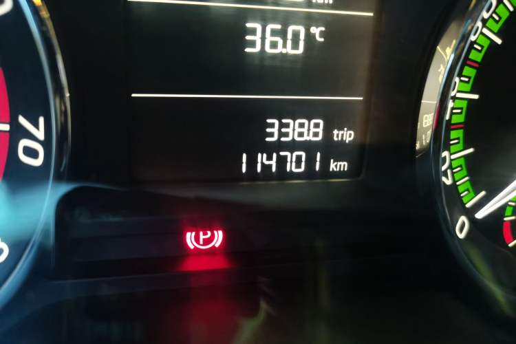 Used Skoda Octavia 2019 1.5L Automatic SmartDrive Comfort Edition China V Standard Odometer Close Up