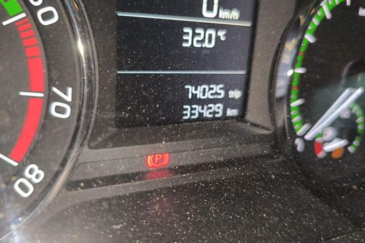Used Skoda Octavia 2019 TSI230 DSG SmartDrive Comfort Edition China V Standard Odometer Close Up