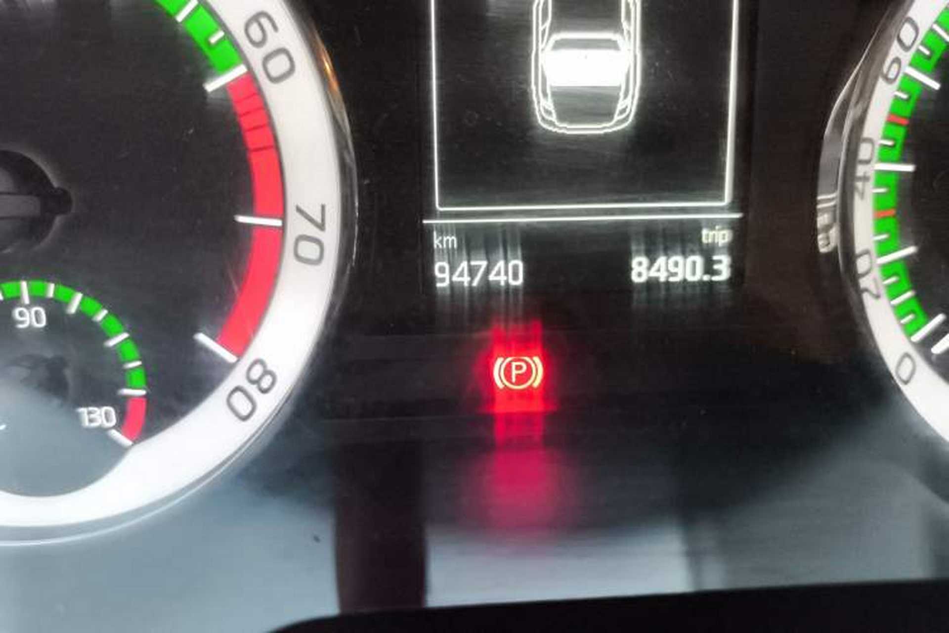 Used Skoda Octavia 2019 TSI280 DSG Luxury Edition Odometer Close Up