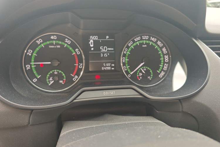 Used Skoda Octavia 2019 TSI230 DSG SmartDrive Comfort Edition China V Standard Odometer Close Up