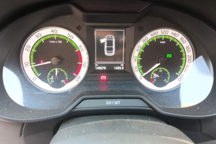 Used Skoda Octavia 2019 TSI280 DSG Luxury Edition Odometer Close Up