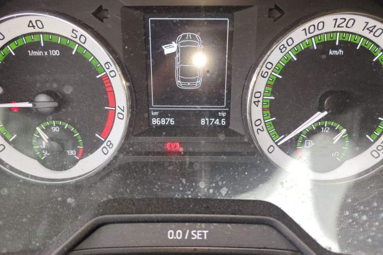 Used Skoda Octavia 2019 TSI280 DSG Luxury Edition Odometer Close Up