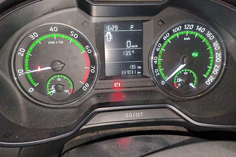 Used Skoda Octavia 2019 1.5L Automatic SmartDrive Comfort Edition China V Standard Odometer Close Up