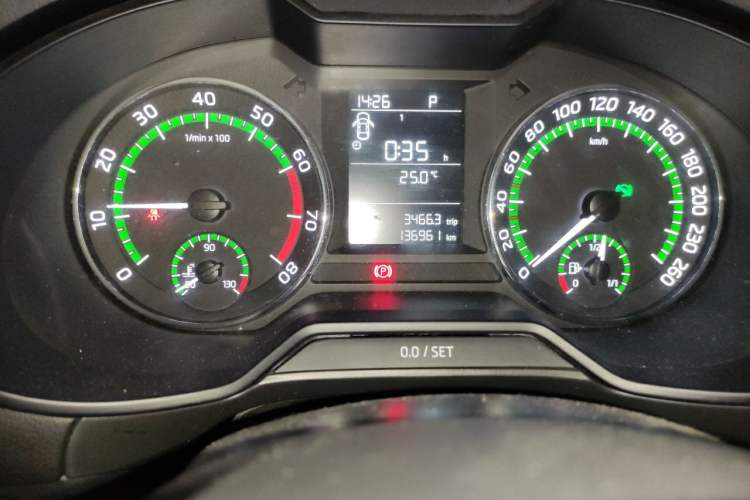 Used Skoda Octavia 2019 TSI230 DSG Comfort Edition Odometer Close Up