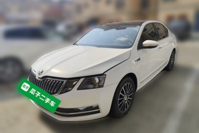 Used Skoda Octavia 2019 1.5L Manual SmartDrive Luxury Edition China VI Standard