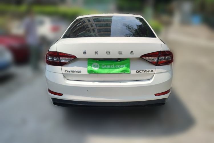 Used Skoda Octavia 2019 1.5L Automatic SmartDrive Comfort Edition China VI Standard Rear