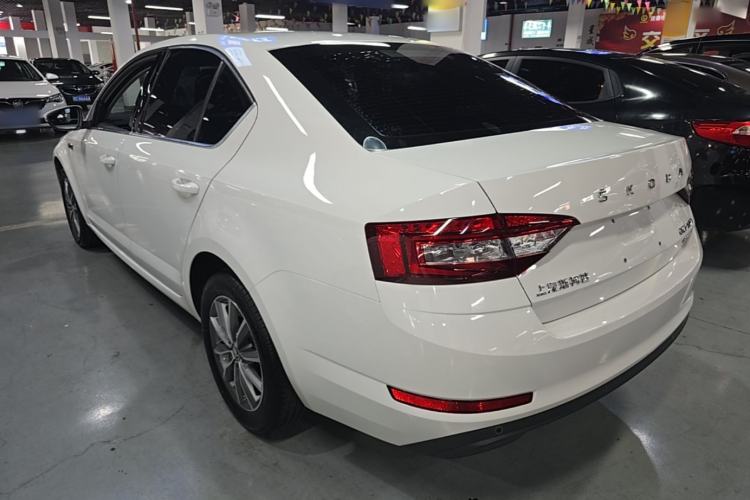 Used Skoda Octavia 2019 TSI230 DSG Smart & Comfort Edition China VI Standard Rear Left 45 Deg