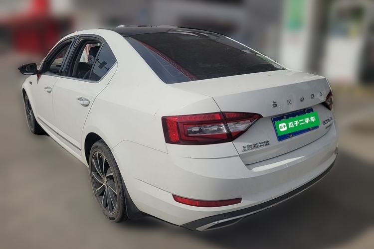 Used Skoda Octavia 2019 TSI280 DSG SmartDrive Luxury Edition China VI Rear Left 45 Deg
