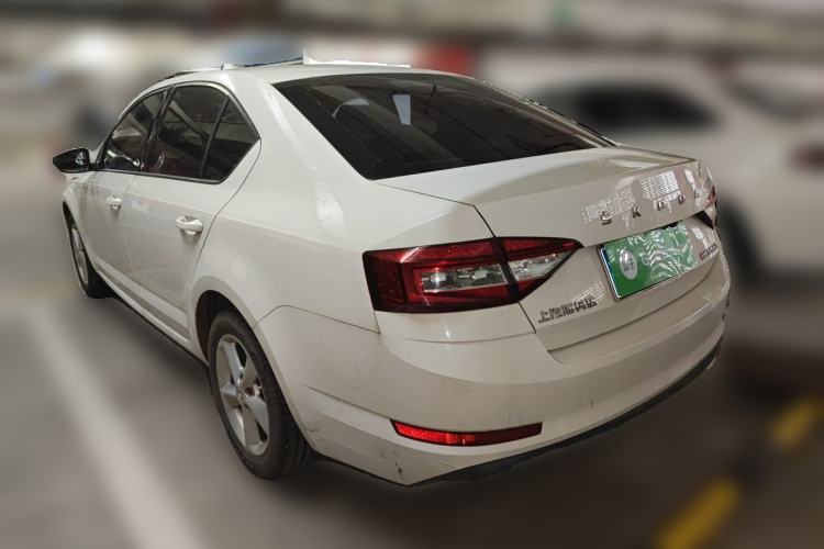 Used Skoda Octavia 2019 1.5L Manual Standard Edition China VI Rear Left 45 Deg