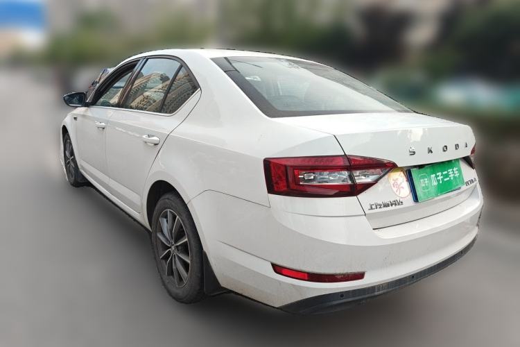 Used Skoda Octavia 2019 1.5L Automatic SmartDrive Comfort Edition China VI Standard Rear Left 45 Deg