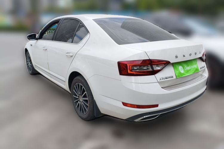 Used Skoda Octavia 2019 1.5L Automatic Smart Drive Luxury Edition China VI Standard Rear Left 45 Deg