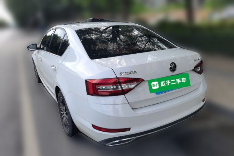 Used Skoda Octavia 2019 1.5L Automatic Luxury Edition Rear Left 45 Deg