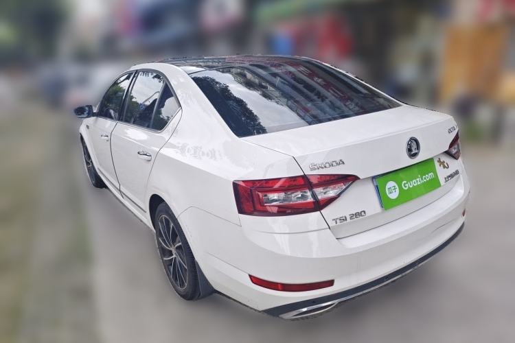 Used Skoda Octavia 2019 TSI280 DSG Luxury Edition Rear Left 45 Deg