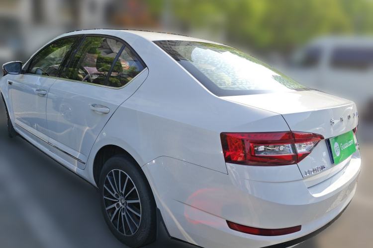 Used Skoda Octavia 2019 TSI230 DSG SmartDrive Luxury Edition China VI Rear Left 45 Deg