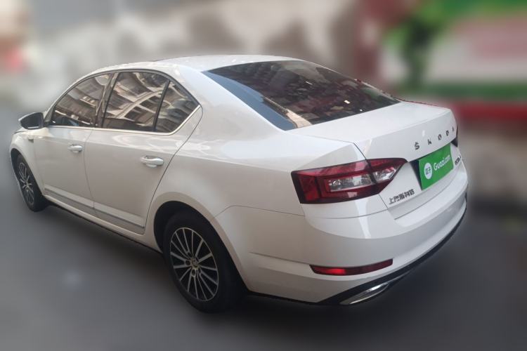 Used Skoda Octavia 2019 1.5L Automatic Smart Drive Luxury Edition China VI Standard Rear Left 45 Deg