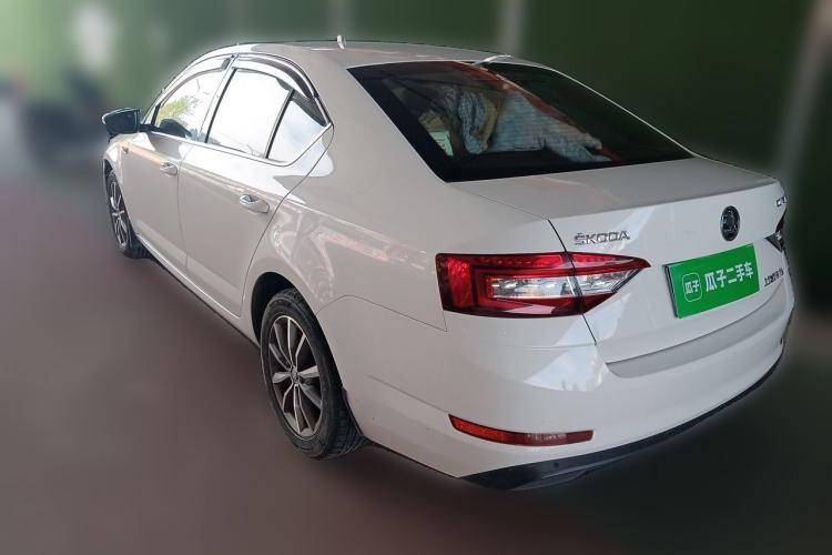 Used Skoda Octavia 2019 1.5L Manual Comfort Edition Rear Left 45 Deg