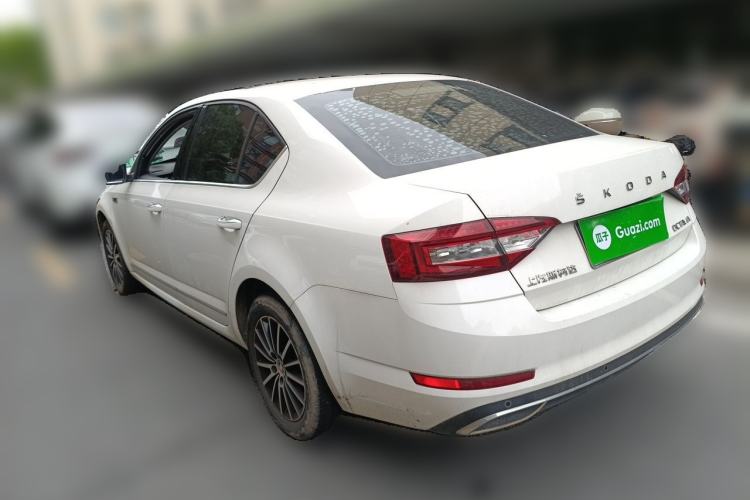 Used Skoda Octavia 2019 1.5L Automatic Smart Drive Luxury Edition China VI Standard Rear Left 45 Deg