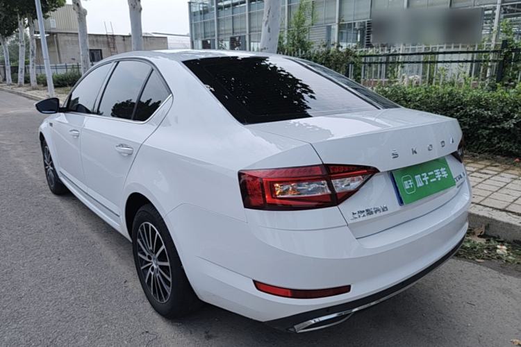 Used Skoda Octavia 2019 TSI230 DSG SmartDrive Luxury Edition China VI Rear Left 45 Deg