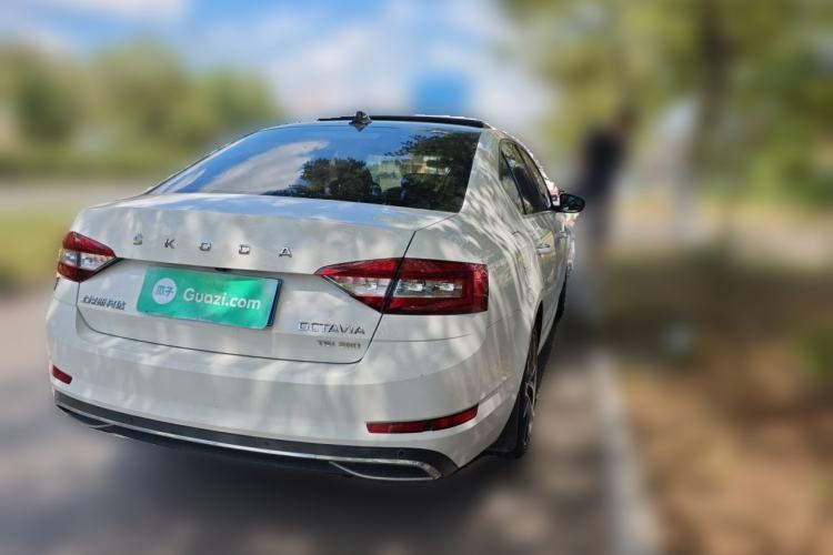 Used Skoda Octavia 2019 TSI280 DSG SmartDrive Luxury Edition China V Standard Rear Right 45 Deg