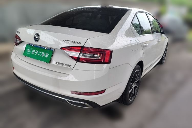 Used Skoda Octavia 2019 TSI280 DSG Luxury Edition Rear Right 45 Deg