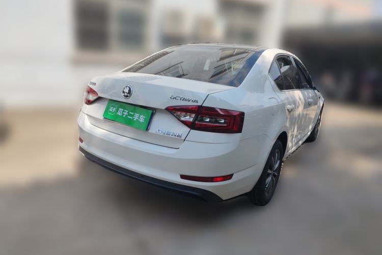 Used Skoda Octavia 2019 1.5L Automatic Comfort Edition Rear Right 45 Deg
