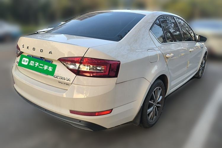 Used Skoda Octavia 2019 TSI230 DSG SmartDrive Comfort Edition China V Standard Rear Right 45 Deg