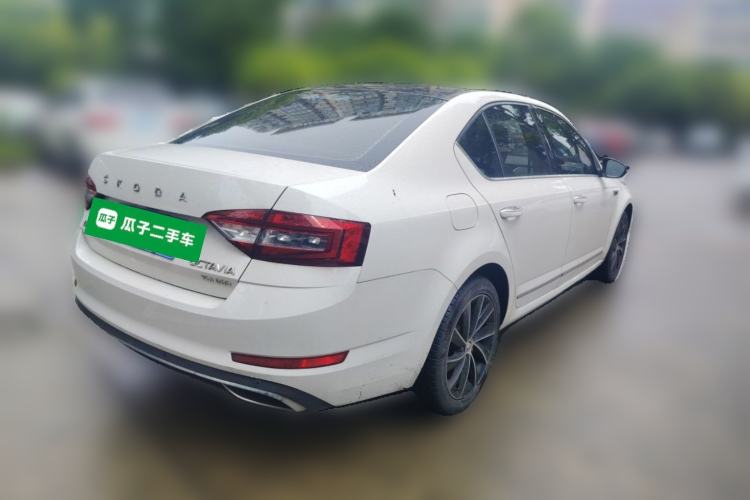 Used Skoda Octavia 2019 TSI280 DSG SmartDrive Luxury Edition China VI Rear Right 45 Deg