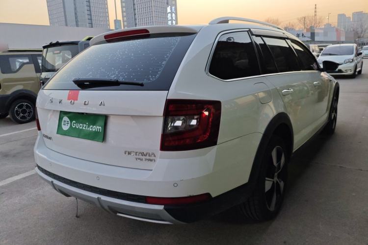 Used Skoda Octavia 2019 TSI280 DSG Luxury Edition Station Wagon China VI Standard Rear Right 45 Deg