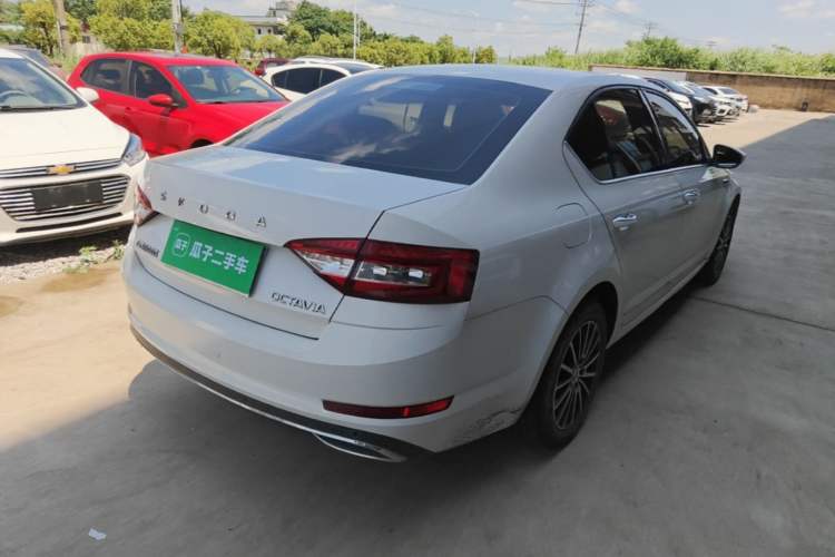 Used Skoda Octavia 2019 1.5L Automatic SmartDrive Comfort Edition China V Standard Rear Right 45 Deg