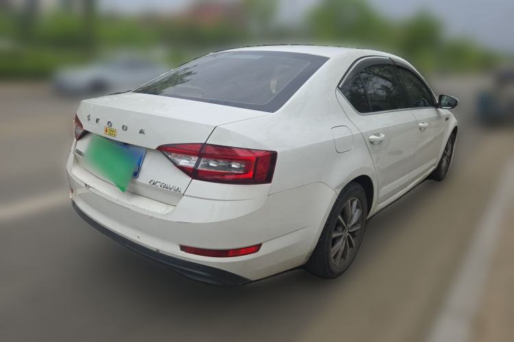 Used Skoda Octavia 2019 1.5L Automatic SmartDrive Comfort Edition China VI Standard Rear Right 45 Deg