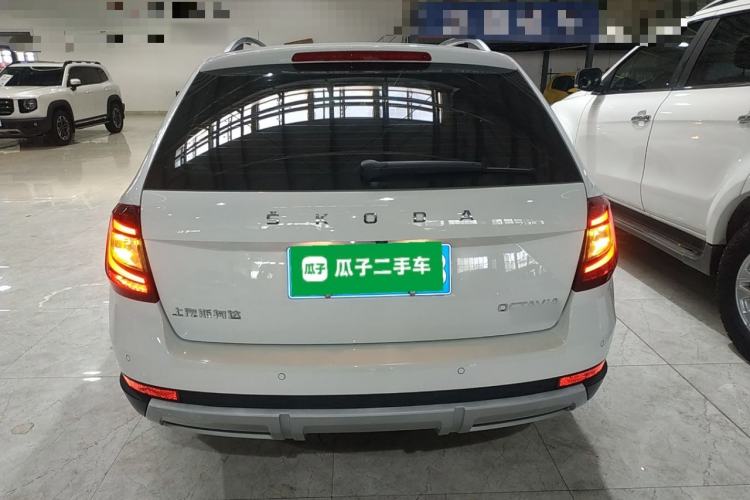 Used Skoda Octavia 2019 TSI280 DSG Luxury Edition Station Wagon China VI Standard Rear