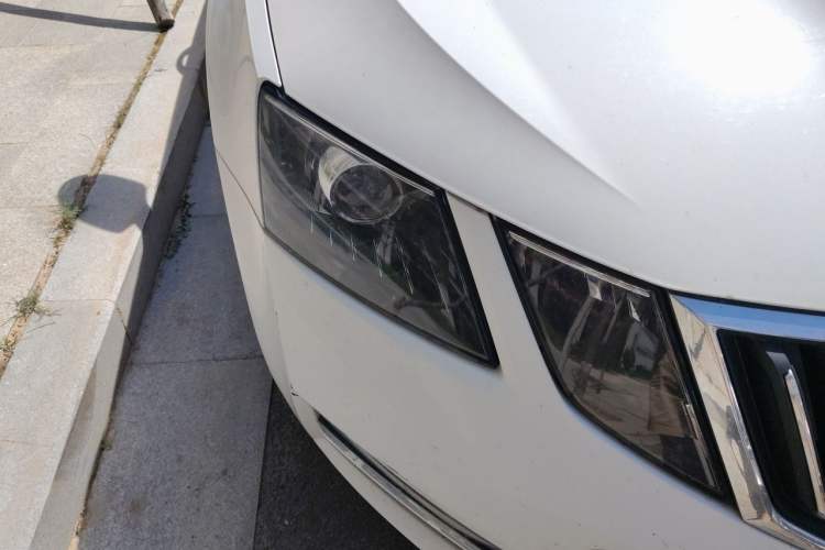 Used Skoda Octavia 2019 TSI230 DSG Luxury Edition Right Front Headlight