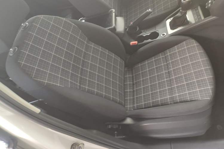Used Skoda Octavia 2019 TSI230 DSG SmartDrive Comfort Edition China V Standard Right Front Seat