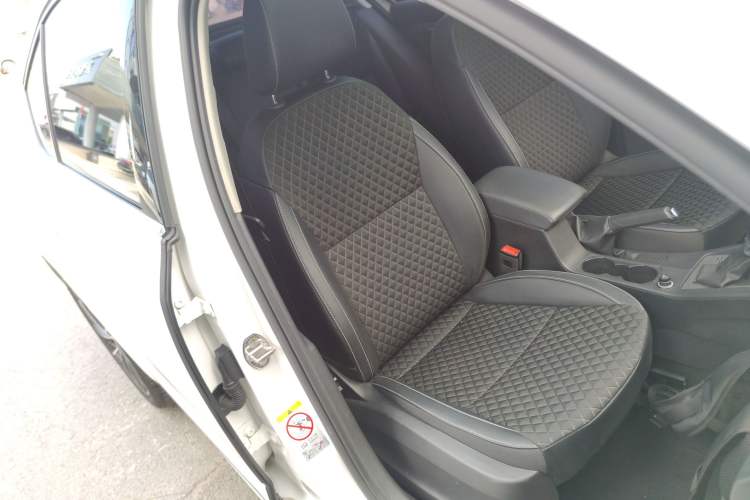 Used Skoda Octavia 2019 TSI280 DSG SmartDrive Luxury Edition China V Standard Right Front Seat