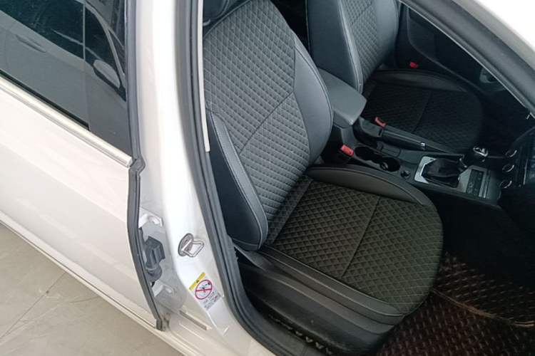 Used Skoda Octavia 2019 TSI230 DSG SmartDrive Luxury Edition China V Standard Right Front Seat