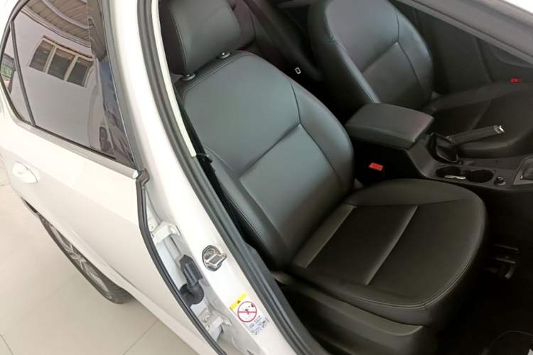 Used Skoda Octavia 2019 1.5L Automatic SmartDrive Comfort Edition China VI Standard Right Front Seat