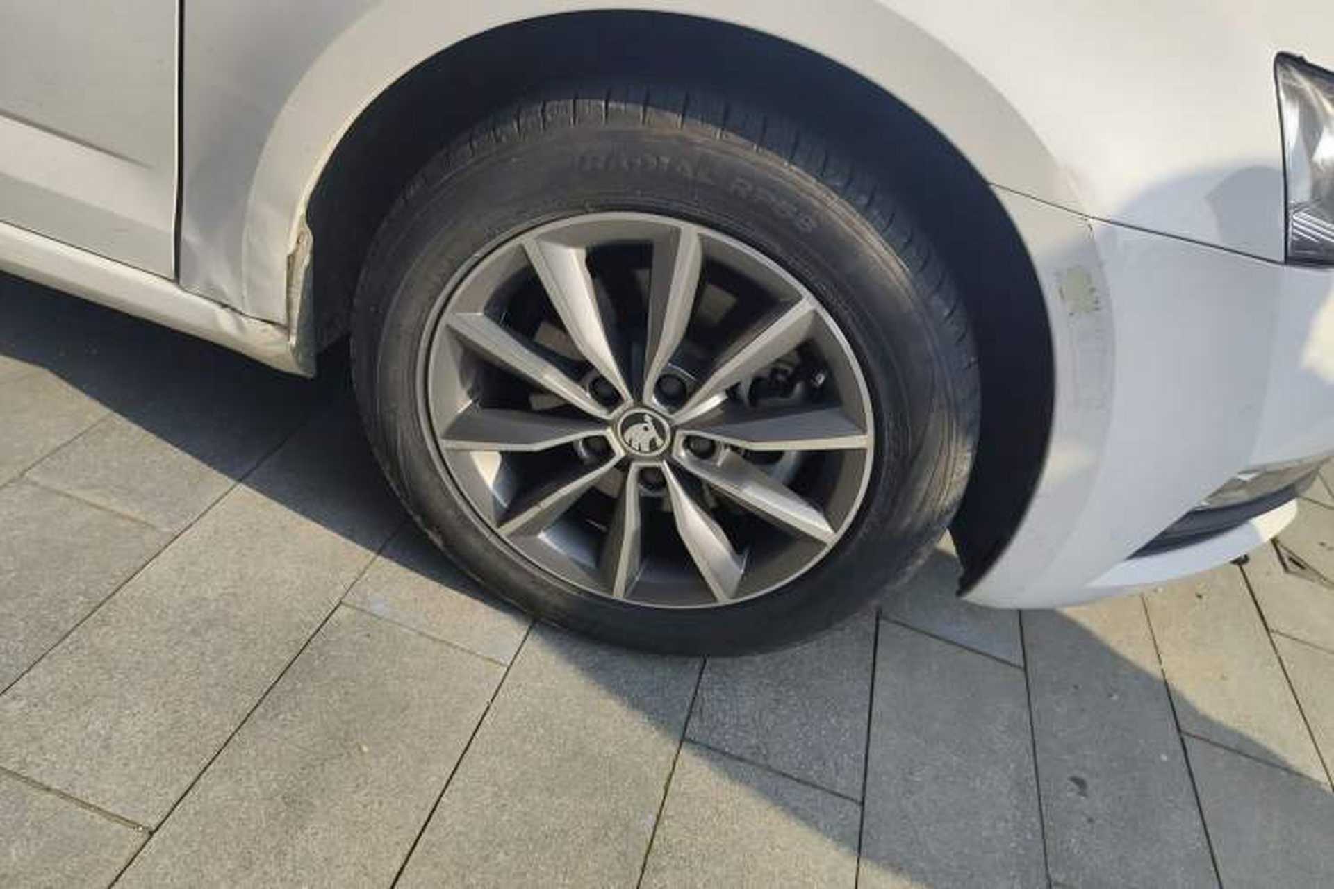 Used Skoda Octavia 2019 1.5L Automatic SmartDrive Comfort Edition China V Standard Right Front Wheel Hub