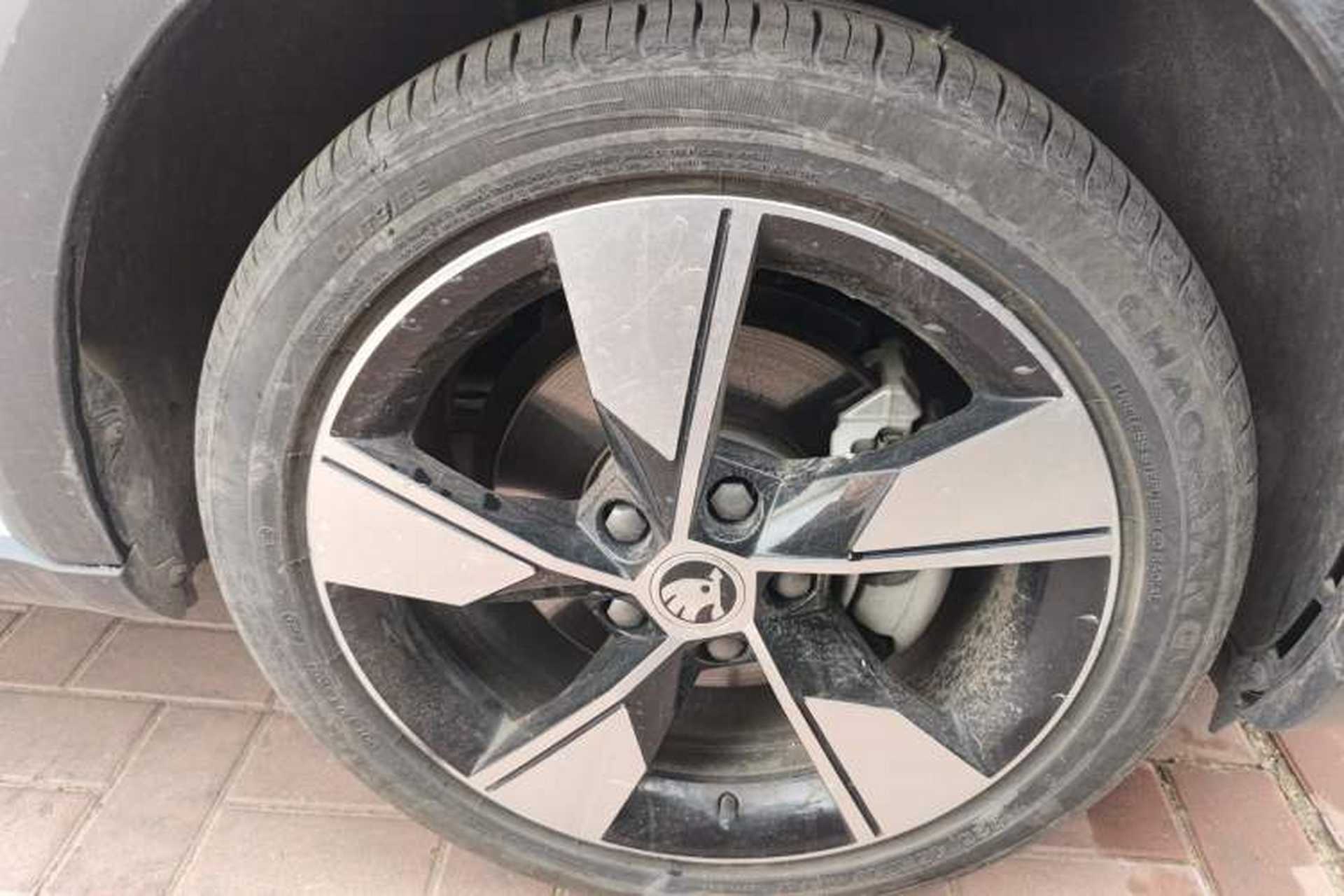 Used Skoda Octavia 2019 TSI280 DSG Luxury Edition Station Wagon China VI Standard Right Front Wheel Hub