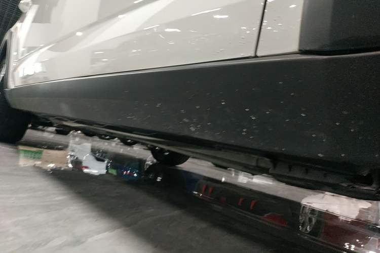 Used Skoda Octavia 2019 TSI280 DSG Luxury Edition Station Wagon China VI Standard Right Side Sill