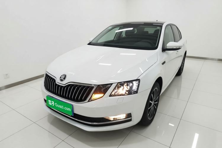 Ojetý Skoda Octavia 2019 TSI230 DSG SmartDrive Luxury Edition China VI Guazi used car, China used car export, Used car for sale, Used  cars, Cheapest cars for sale
