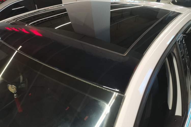 Used Skoda Octavia 2019 1.5L Automatic Smart Drive Luxury Edition China VI Standard Roof