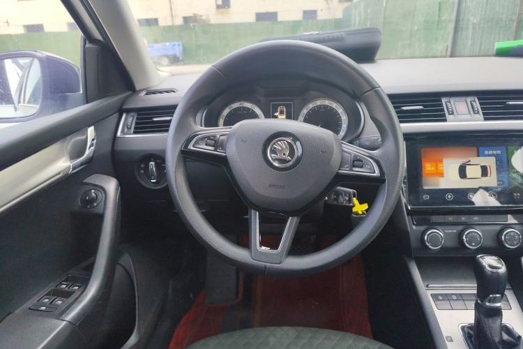 Used Skoda Octavia 2019 TSI280 DSG Luxury Edition Steering Wheel