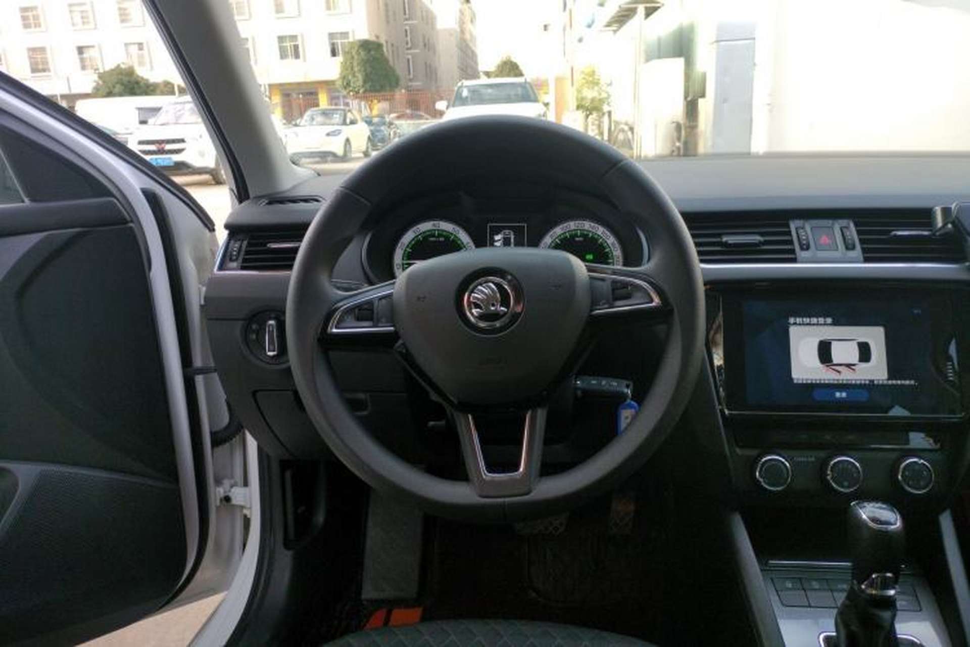 Used Skoda Octavia 2019 TSI280 DSG Luxury Edition Station Wagon China VI Standard Steering Wheel