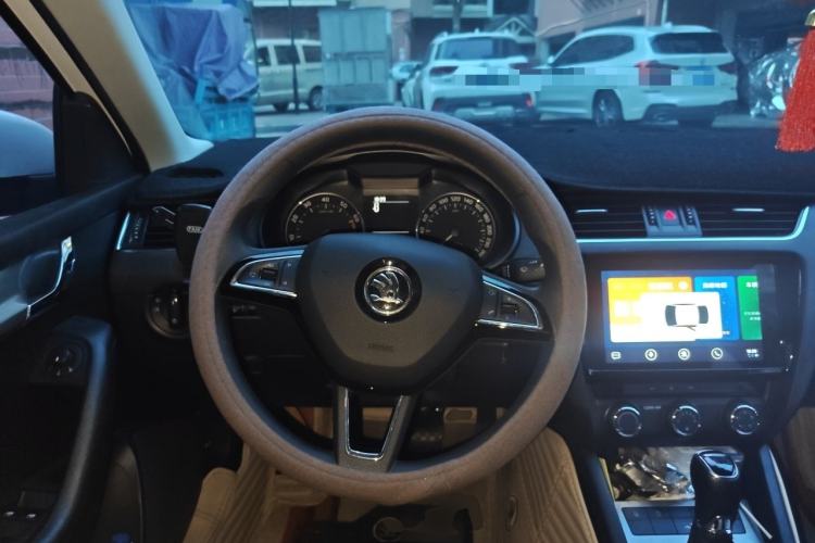 Used Skoda Octavia 2019 1.5L Automatic SmartDrive Comfort Edition China V Standard Steering Wheel