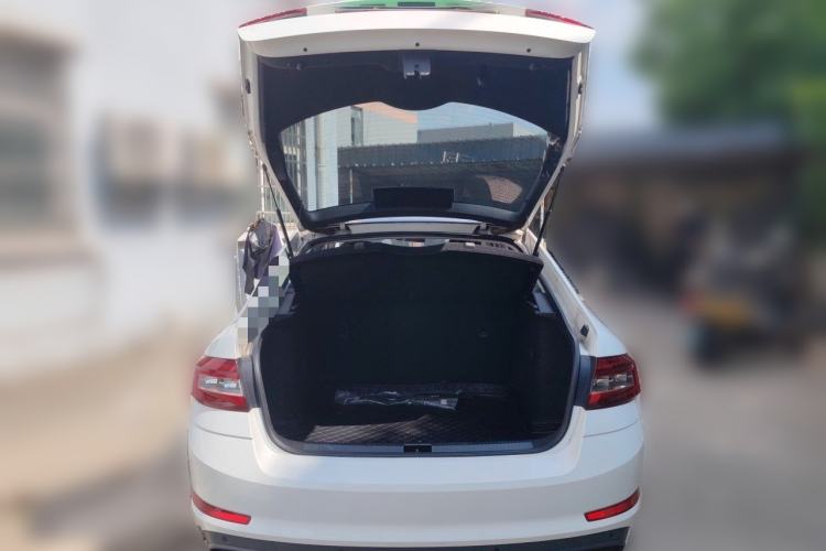 Used Skoda Octavia 2019 1.5L Automatic Comfort Edition Trunk