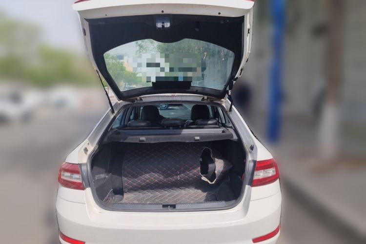 Used Skoda Octavia 2019 1.5L Automatic Smart Drive Luxury Edition China V Standard Trunk